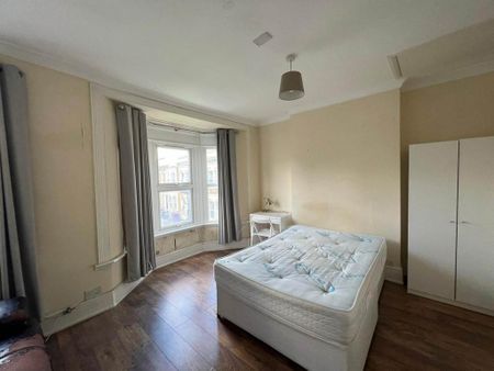 5 bedroom house to rent - Photo 3