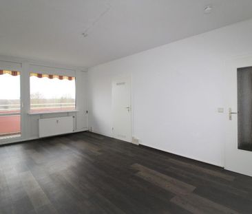 3-RW mit Einbauküche und XXL-Balkon in Westausrichtung - Photo 1