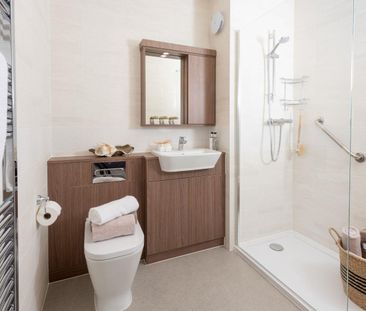 Colebrooke Lodge, Reigate - Photo 6