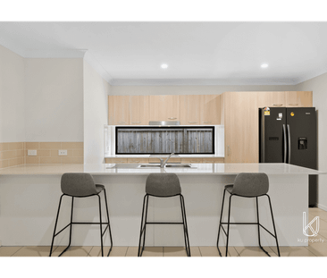 16 Frederick Pl, Park Ridge, Qld 4125 - Photo 4