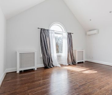 For Lease - 205 Glengrove Avenue, Toronto, Ontario - Photo 2