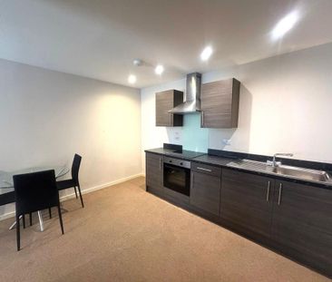 2 bedroom ground floor flat to rent - Photo 5