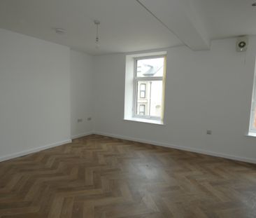 Kirby Rd Flat C - Photo 6