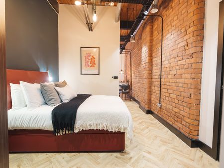 Apt 101, Waterloo Street - Photo 3
