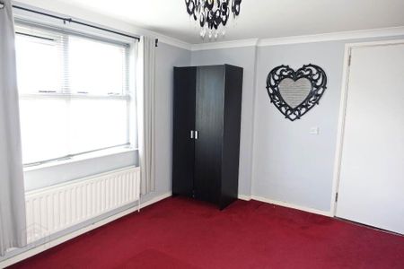 54 Erne Drive, Enniskillen, BT74 6BJ - Photo 3