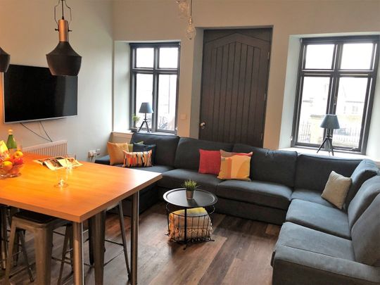 8 Bed Terraced House, Crookesmoor Road, S6 - Photo 1