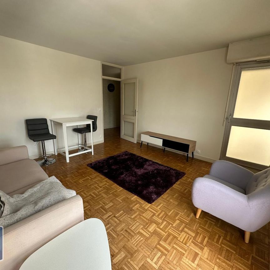 Location Appartement 2 pièces 53m² CHATEAUROUX 36000 - Photo 1