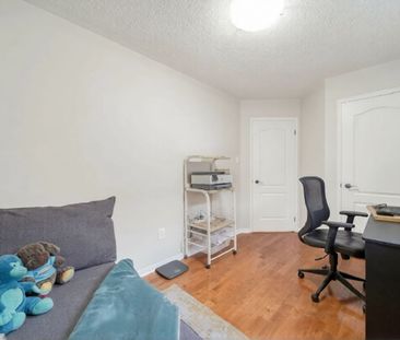 For Lease - 101 Albright Road, Brampton, Ontario - Photo 6