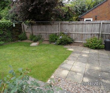 2 bedroom semi-detached house to rent - Photo 3