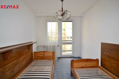 Pronájem bytu 3+1 v osobním vlastnictví 74 m², Praha 4 - Michle - Photo 3
