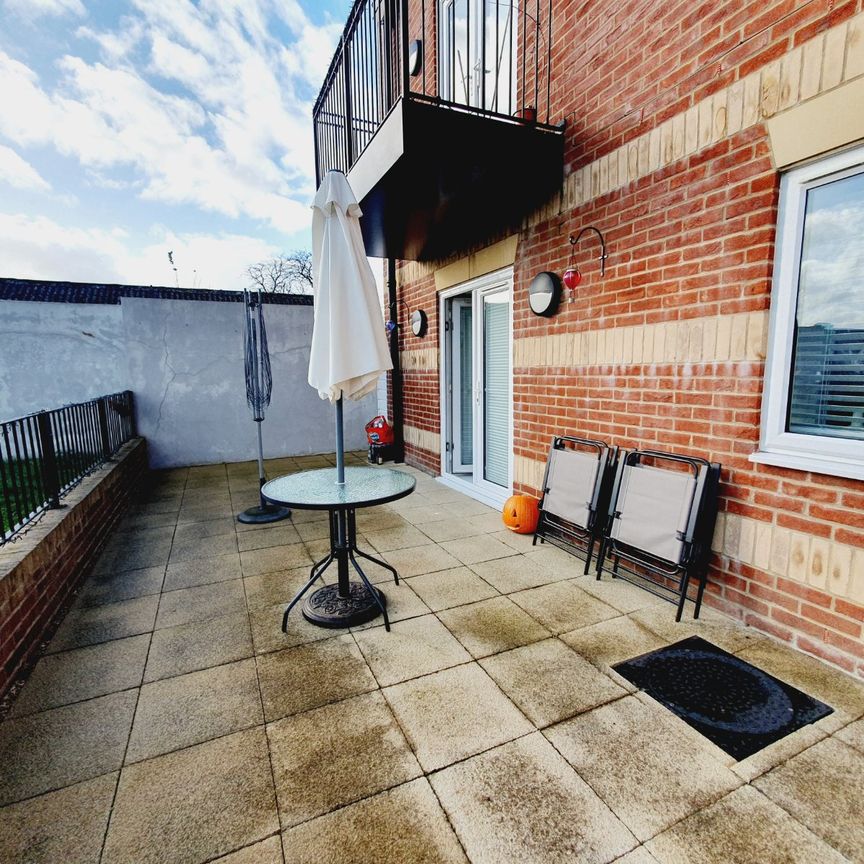 2 bedroom apartment to rent - Photo 1