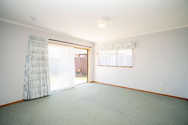 A Cosy 3BR Home in Terrace End! - Photo 1