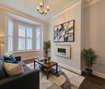 3 bedroom terraced house to rent - Photo 1