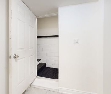 For Lease - 136 Cooperage Crescent, Richmond Hill, Ontario - Photo 4