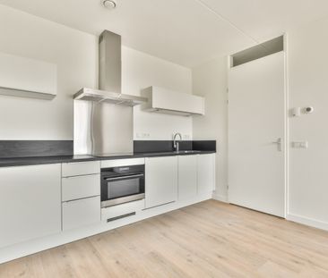 Te huur: Appartement Marius Bauerstraat 30 5 in Amsterdam - Foto 1