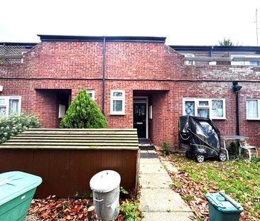 Frayslea, Uxbridge, Middlesex, UB8 - Photo 6