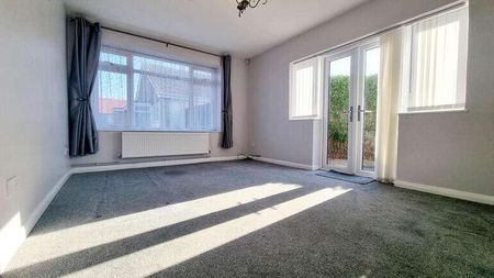 Nelson Court, Birchington, CT7 - Photo 3