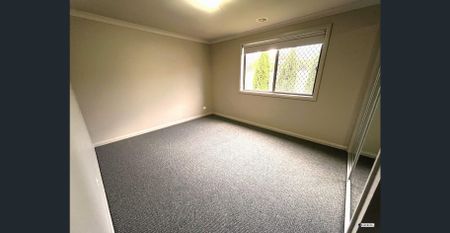 4 Bedroom Home plus Study - Photo 3