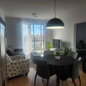 Appartement à louer/Cession de bail/Disponible maintenant - Photo 2