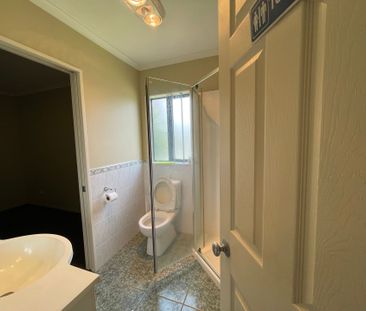 Grab the Family Home - Photo 4