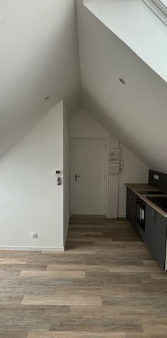 STUDIO NEUF SUPER EQUIPE - Photo 1