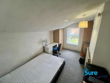 4 bedroom terraced house to rent - Photo 2