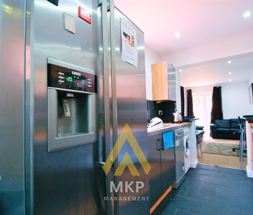 7 bedroom terraced house to rent - Photo 3