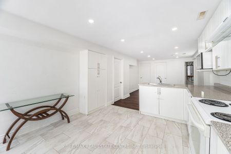 For Lease - 32 Mount Pleasant Drive Unit# 2, Brampton, Ontario - Photo 5