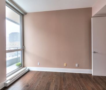 Condo for rent, Montréal (Ville-Marie) - Photo 3