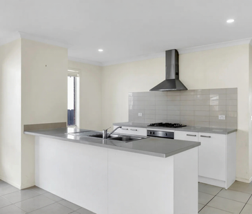 Elegant 4-Bedroom Retreat in the Prestigious Bethany Park Estate! - Photo 2