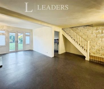 3 bedroom house to rent Kingsman Drive, Clacton-on-Sea, Essex, CO16 - Photo 1