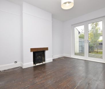 3 bedroom semi-detached house to rent - Photo 1