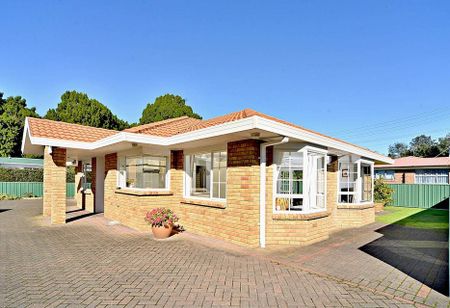 Sun-Filled Family Haven - Photo 2