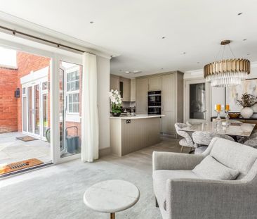 5 bedroom detached house to rent - Photo 3