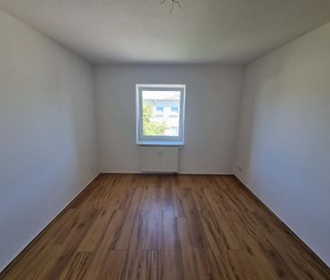 freundliche 2-Raumwohnung mit Balkon in Köthen *Krankenhausnähe* - Photo 4