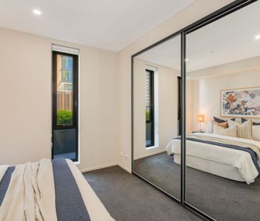 Contemporary One Bedroom Aero Apartment with Outdoor Terrace - Photo 6