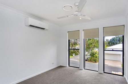 902 Medinah Avenue, Robina QLD 4226 - House For Rent | Domain - Photo 3