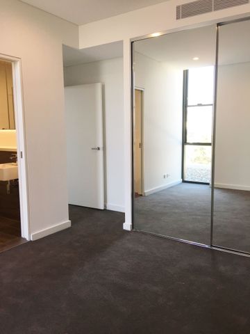 One Victoria Park - 3 Bedroom Apartment - Photo 3