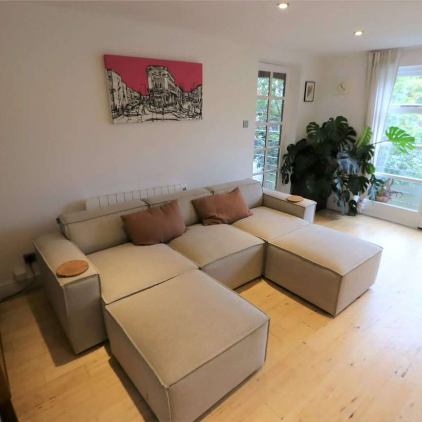 Unfurnished Two Double Bedroom Apartment with a parking space in the heart of Castlefield. - Photo 1