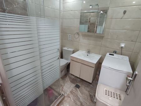 Studio/Γκαρσονιέρα για ενοικίαση Πλατεία Ναυαρίνου (Κέντρο Θεσσαλονίκης) - Photo 2