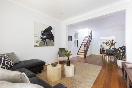 18 High Holborn Street, Surry Hills NSW 2010 - Terrace For Rent | Domain - Photo 5