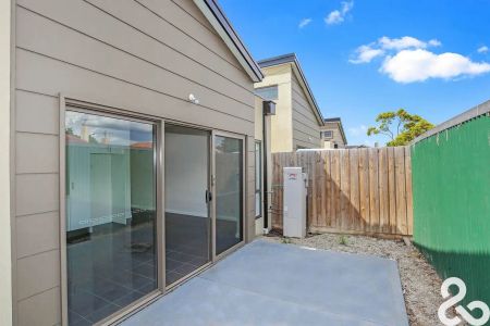 “One Bedroom plus a Study!” - Photo 5