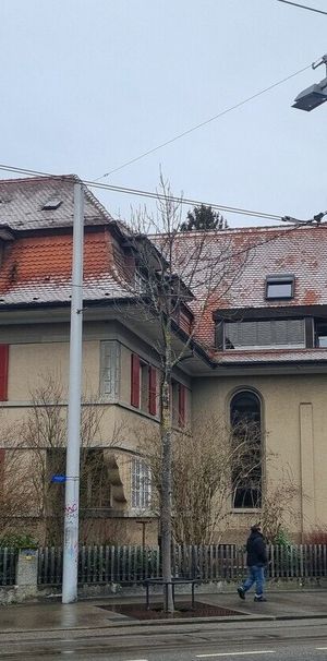 Charming 3.5-room apartment in a central location in Bern-Bümpliz - Photo 1