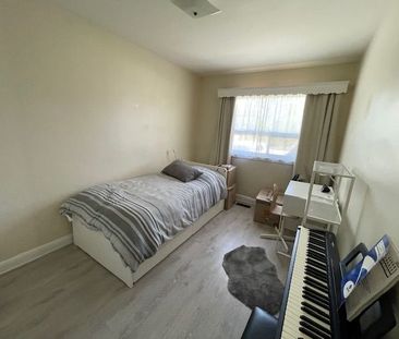 For Lease - 478 Wedgewood Drive, Oakville, Ontario - Photo 5