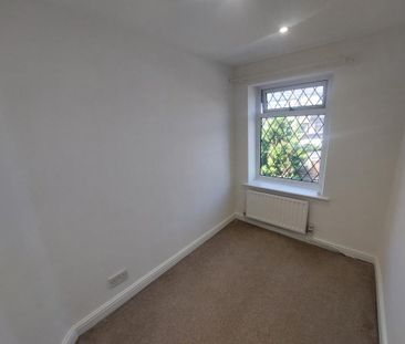 2 bedroom semi-detached house to rent - Photo 4