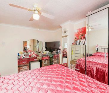 3 Bed Terraced House, Eastglade Road, NG5 - Photo 3