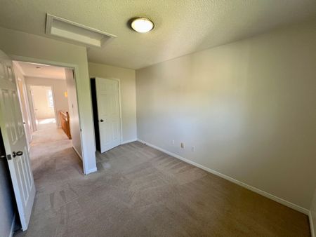 For Lease - 125 Hopewell Road, Oakville, Ontario - Photo 5