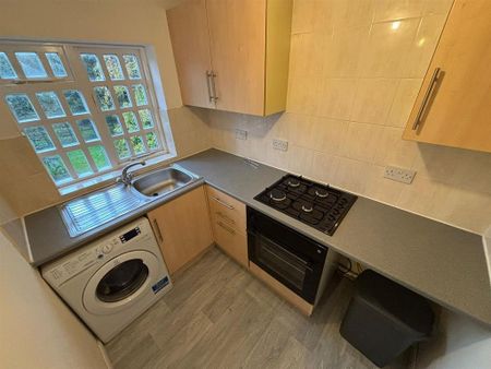 2 bedroom apartment to rent - Photo 2