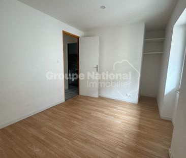 LOCATION d'un appartement de 3 pièces (45 m²) à SAINT CHAMAS, - Photo 3