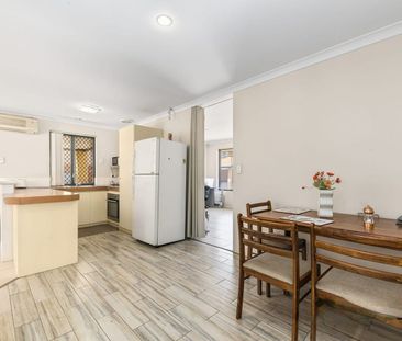 A nice room right next to Curtin University - Photo 3